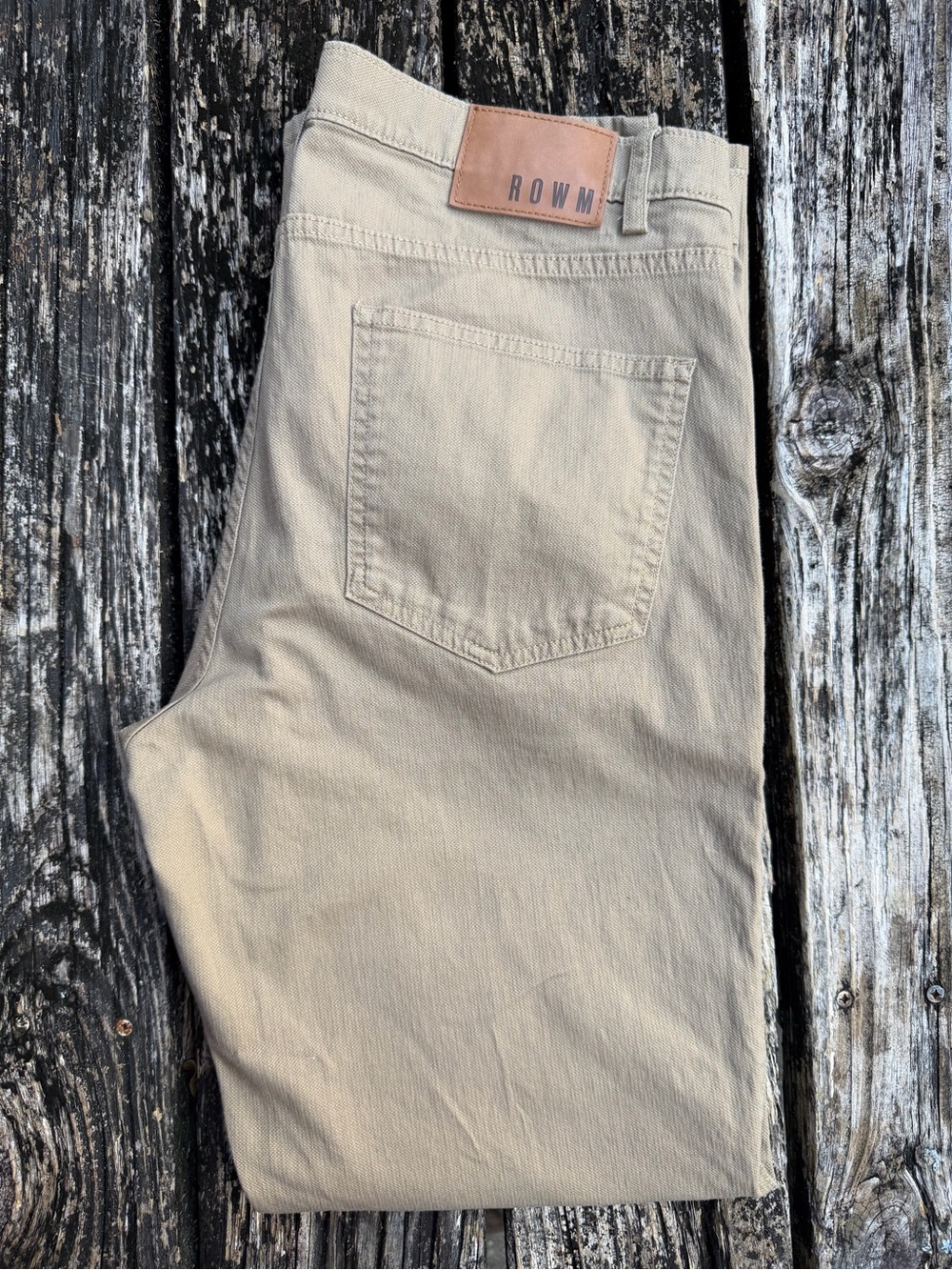 Rowm Men's Size 34 X 32 Classic Straight Fit 5 Pocket Khaki Tan Jeans Pants P1